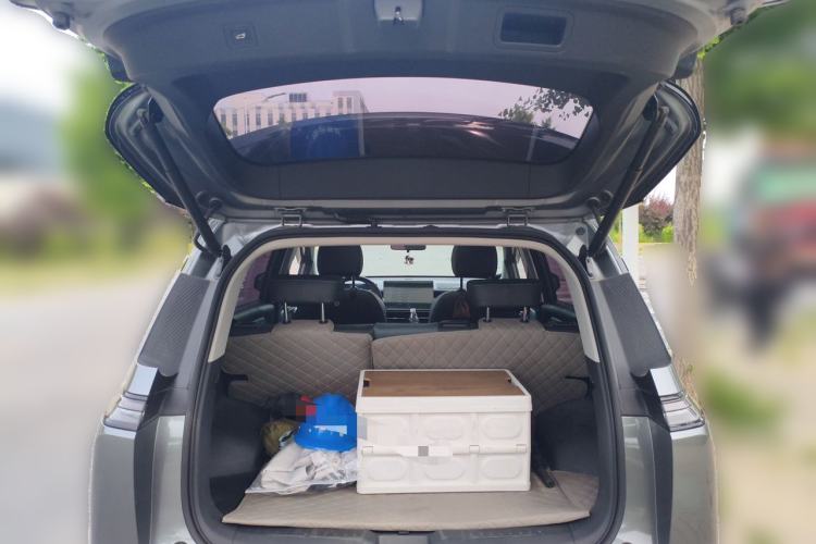 Used AION Y 2022 Plus 70 Smart Edition Trunk