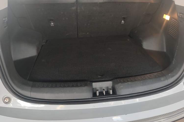 Used AION Y 2022 Plus 70 Enjoy Edition Trunk