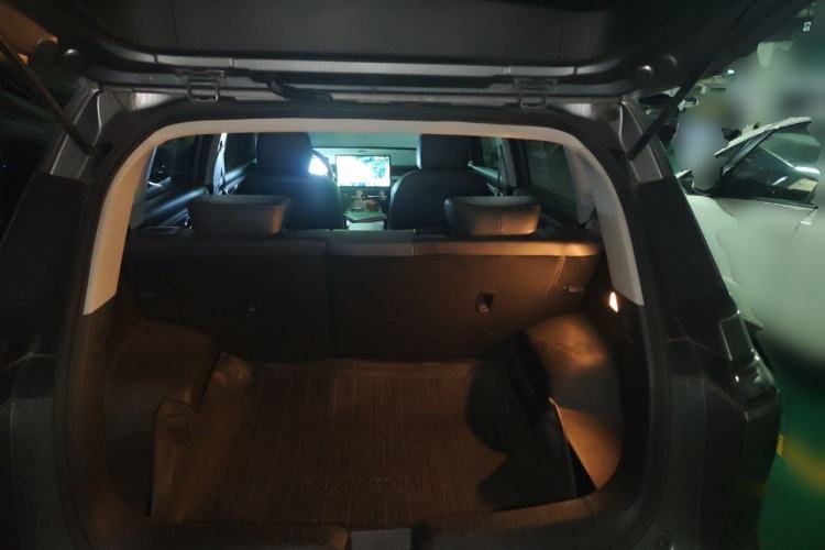 Used AION Y 2022 Plus 70 Smart Edition Trunk