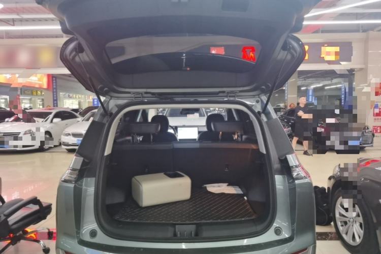 Used AION Y 2022 Plus 80 Smart Edition Trunk