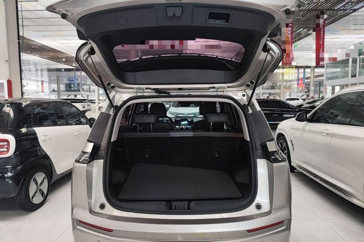 Used AION Y 2022 Plus 70 Smart Edition Trunk