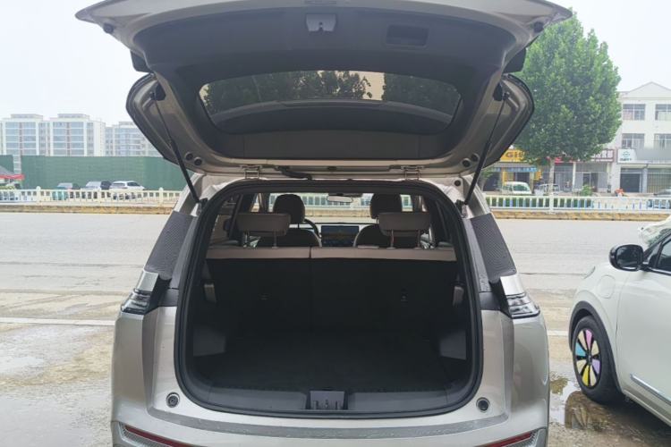 Used AION Y 2022 Plus 70 Enjoy Edition Trunk
