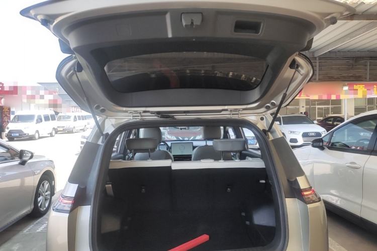 Used AION Y 2022 Plus 70 Smart Edition Trunk
