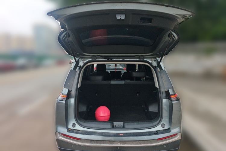 Used AION Y 2022 Plus 70 Smart Edition Trunk