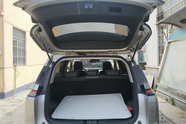 Used AION Y 2022 Plus 70 Tech Edition Trunk