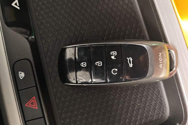 Used AION Y 2022 70 Tech Edition Lithium Iron Phosphate Vehicle Key