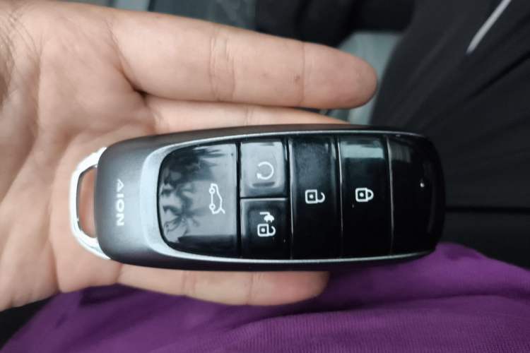 Used AION Y 2022 70 Tech Edition Lithium Iron Phosphate Vehicle Key