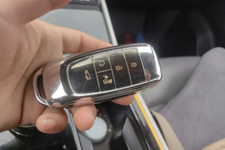 Used AION Y 2022 70 Enjoyment Edition Lithium Iron Phosphate Vehicle Key
