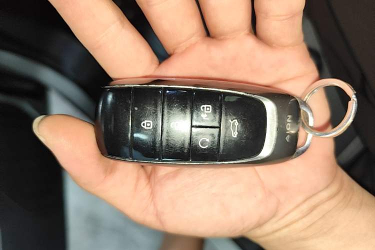 Used AION Y 2022 Plus 70 Smart Edition Vehicle Key