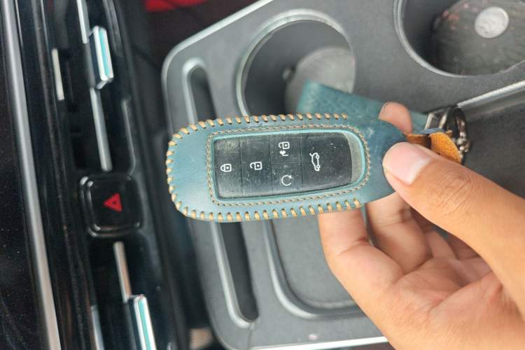 Used AION Y 2022 Plus 70 Smart Edition Vehicle Key