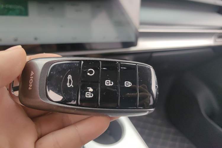 Used AION Y 2022 Plus 70 Smart Edition Vehicle Key