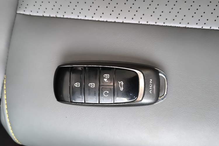 Used AION Y 2022 70 Intelligent Edition Lithium Iron Phosphate Vehicle Key