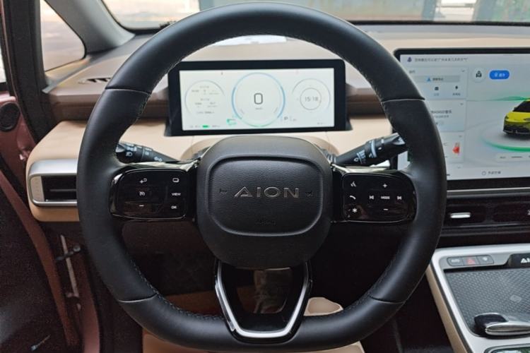 Used AION Y 2022 70 Intelligent Edition Lithium Iron Phosphate Steering Wheel