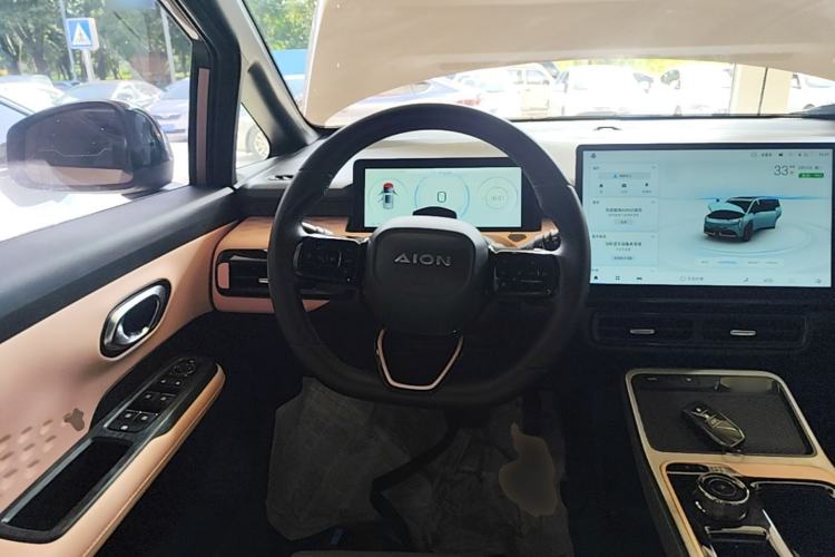 Used AION Y 2022 70 Tech Edition Lithium Iron Phosphate Steering Wheel