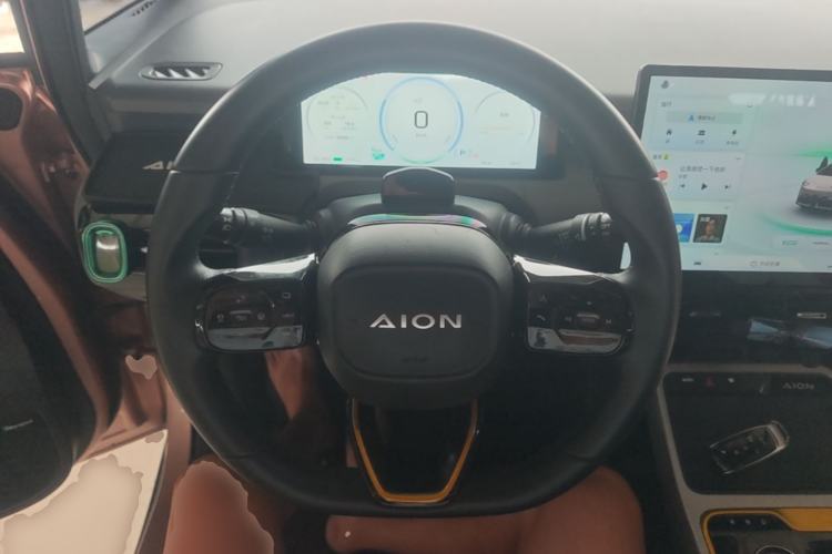 Used AION Y 2022 70 Tech Edition Lithium Iron Phosphate Steering Wheel