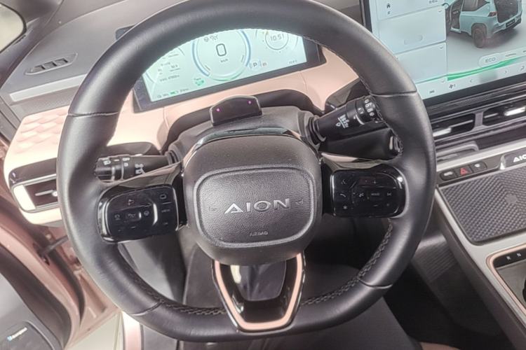 Used AION Y 2022 70 Tech Edition Lithium Iron Phosphate Steering Wheel