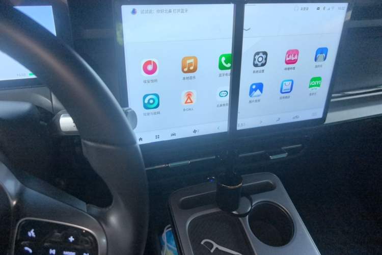 Used AION Y 2022 Plus 80 Enjoy Edition Audio And AC Panel