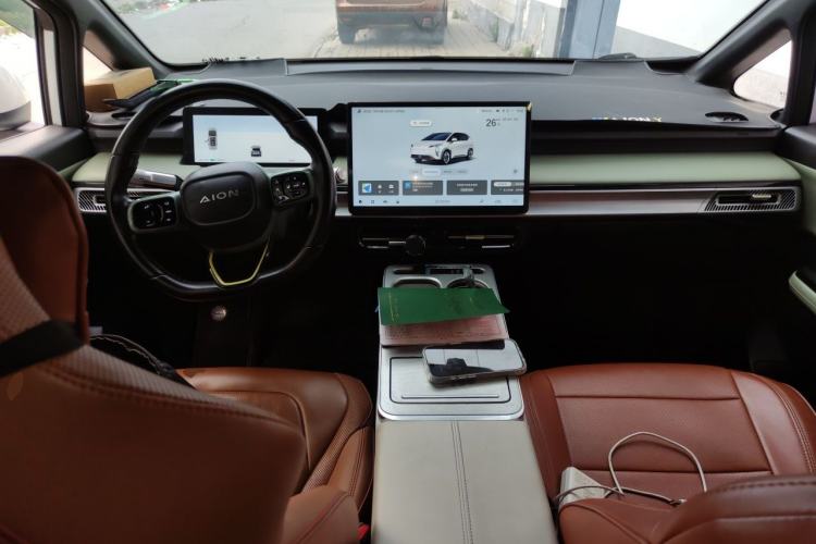 Used AION Y 2022 Plus 80 Enjoy Edition Center Console