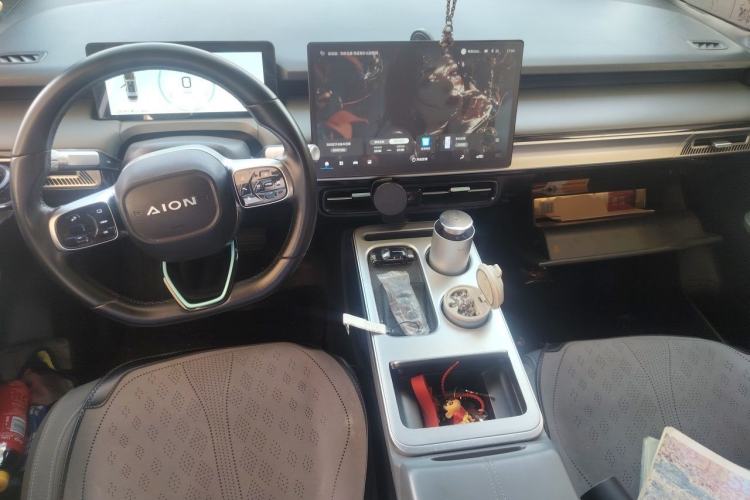 Used AION Y 2022 Plus 70 Enjoy Edition Center Console
