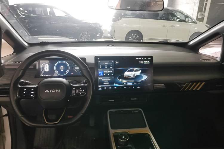 Used AION Y 2022 70 Enjoyment Edition Lithium Iron Phosphate Center Console
