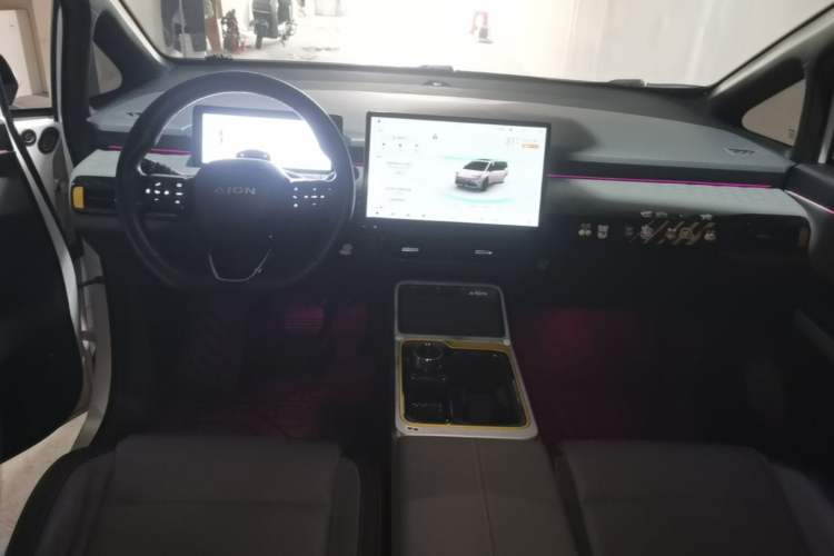 Used AION Y 2022 70 Tech Edition Lithium Iron Phosphate Center Console