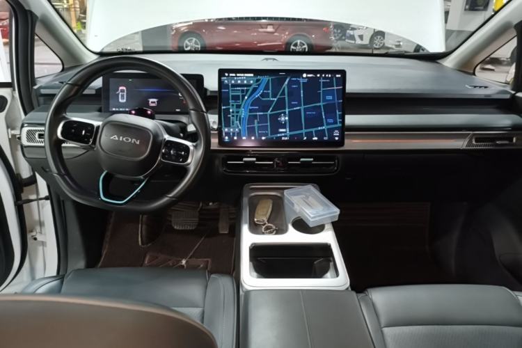 Used AION Y 2022 Plus 70 Tech Edition Center Console