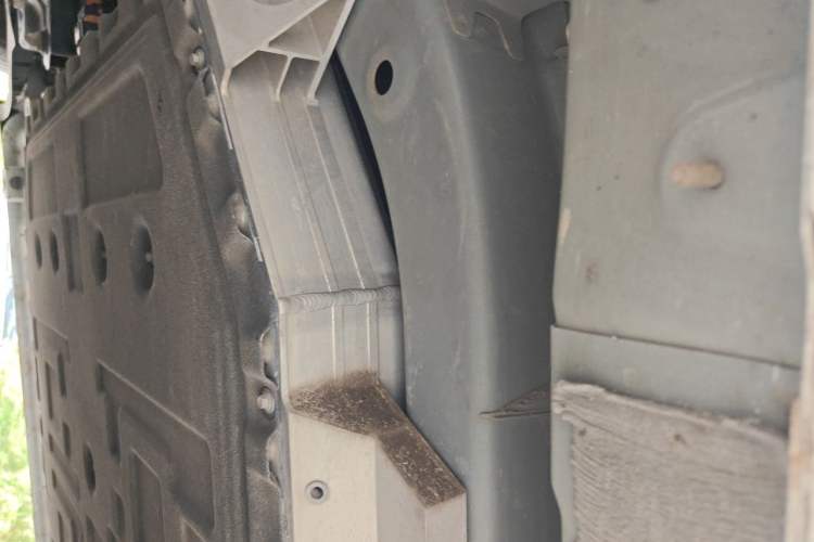 Used AION Y 2022 Plus 70 Smart Edition Chassis Front Left