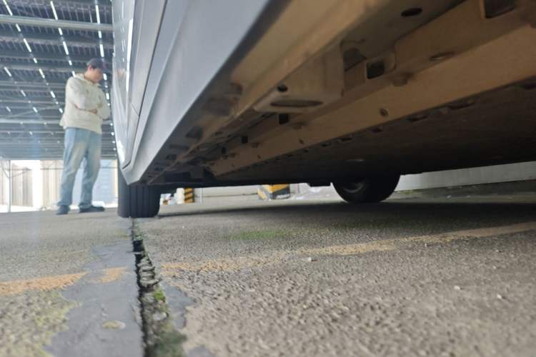 Used AION Y 2022 Plus 70 Smart Edition Chassis Rear Left