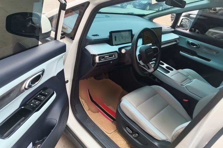 Used AION Y 2022 Plus 70 Smart Edition Driver Seat