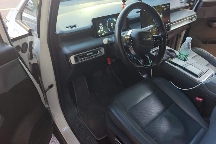 Used AION Y 2022 Plus 70 Smart Edition Driver Seat