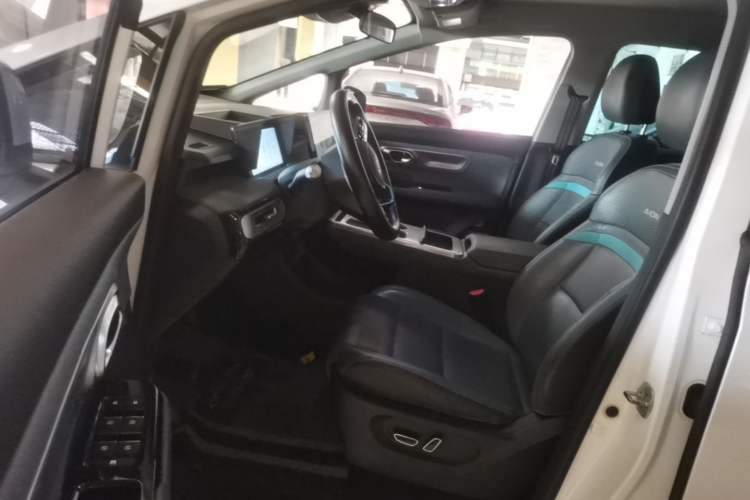 Used AION Y 2022 Plus 70 Smart Edition Driver Seat