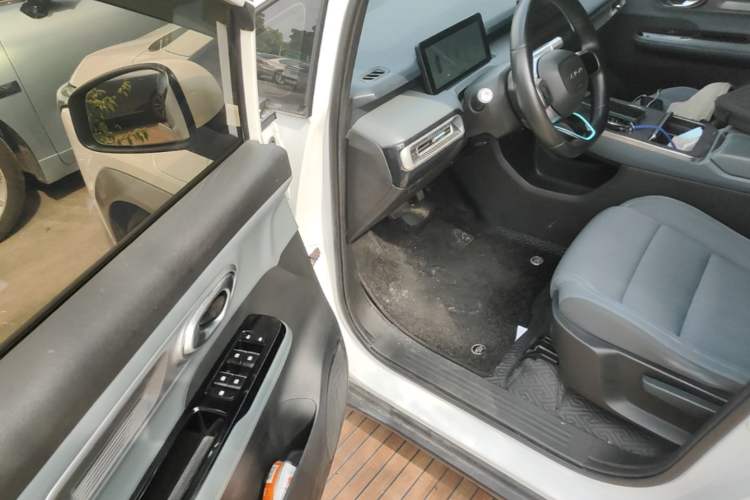 Used AION Y 2022 Plus 70 Enjoy Edition Driver Seat