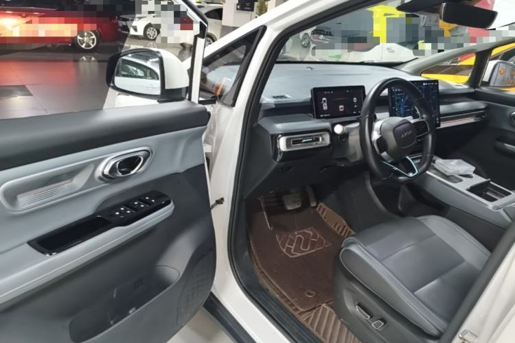 Used AION Y 2022 Plus 70 Tech Edition Driver Seat