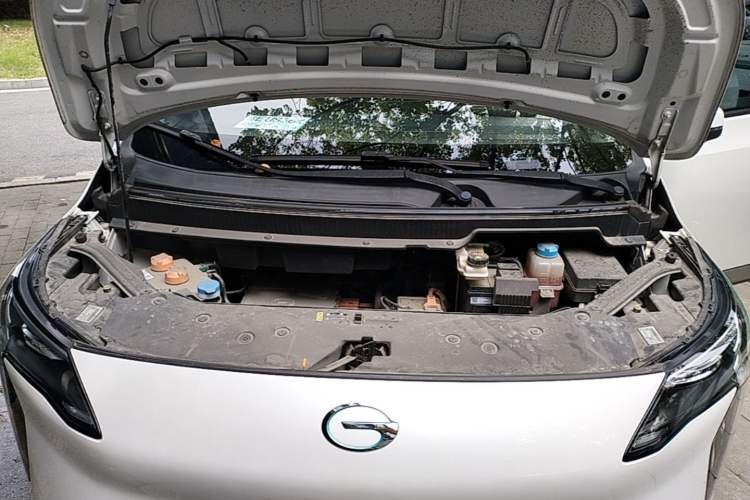 Used AION Y 2022 Plus 70 Smart Edition Engine Bay