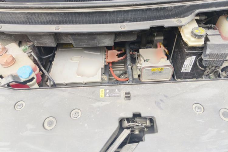 Used AION Y 2022 Plus 70 Smart Edition Engine Bay