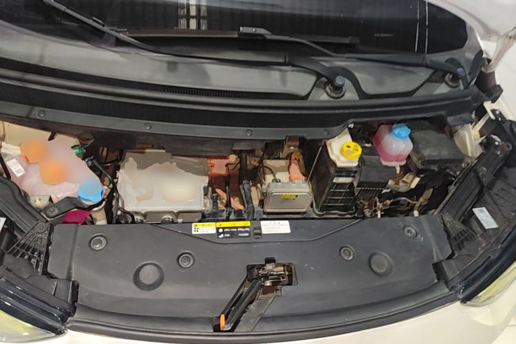 Used AION Y 2022 Plus 70 Smart Edition Engine Bay
