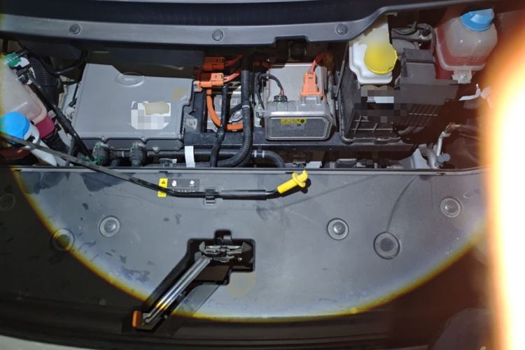 Used AION Y 2022 Plus 70 Smart Edition Engine Bay