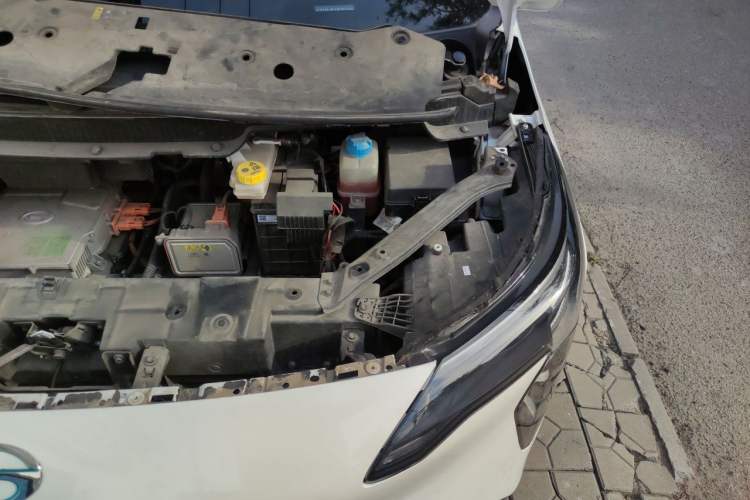 Used AION Y 2022 Plus 80 Enjoy Edition Engine Bay Left