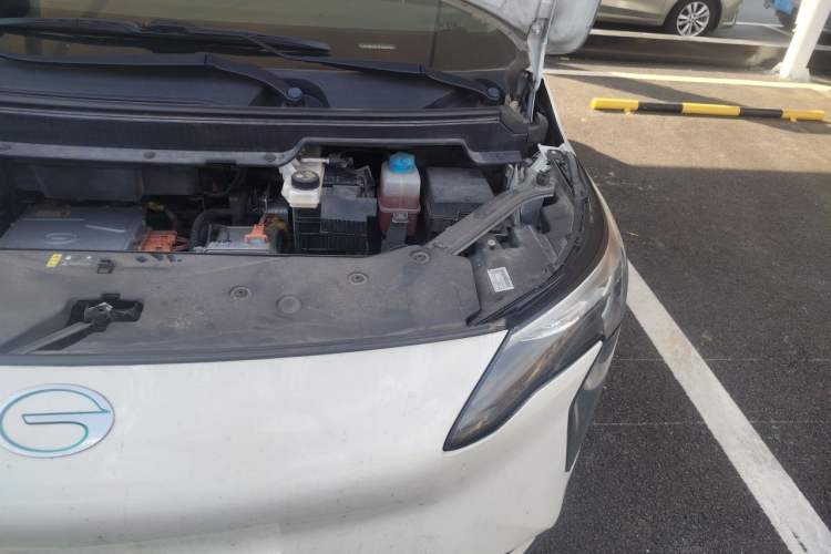 Used AION Y 2022 Plus 70 Enjoy Edition Engine Bay Left