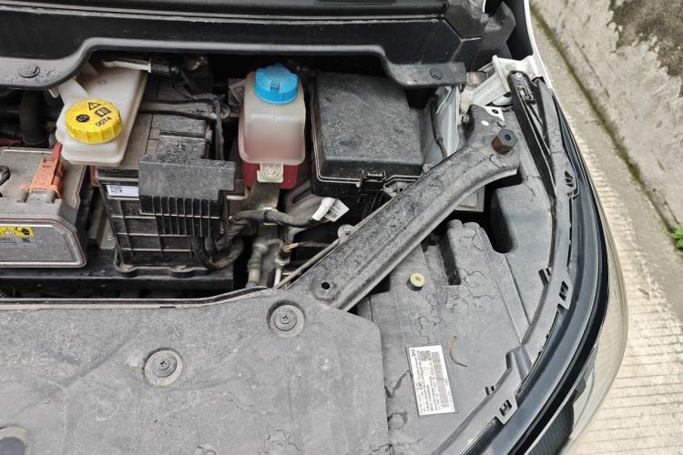 Used AION Y 2022 Plus 70 Smart Edition Engine Bay Left