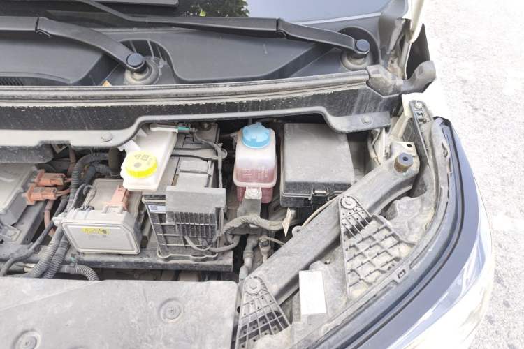 Used AION Y 2022 70 Enjoyment Edition Lithium Iron Phosphate Engine Bay Left