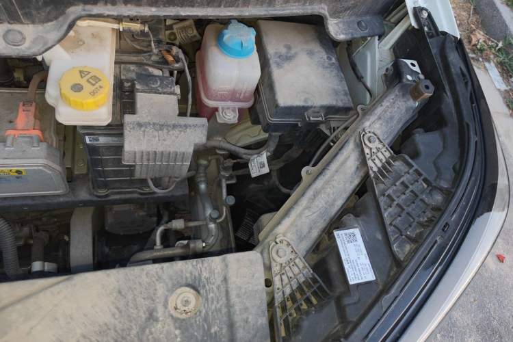 Used AION Y 2022 70 Enjoyment Edition Lithium Iron Phosphate Engine Bay Left
