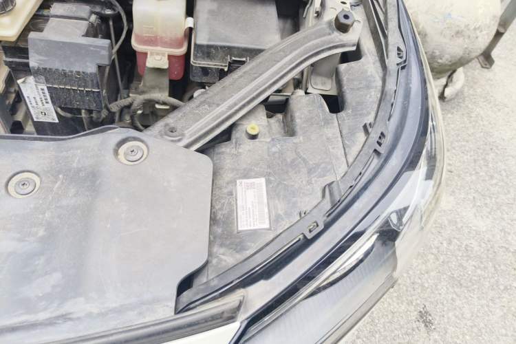 Used AION Y 2022 Plus 70 Smart Edition Engine Bay Left