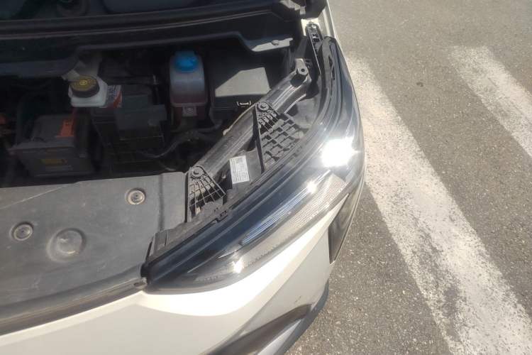 Used AION Y 2022 80 Intelligent Driving Version Engine Bay Left