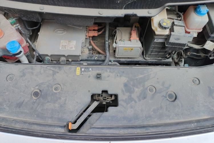 Used AION Y 2022 Plus 70 Smart Edition Engine Bay