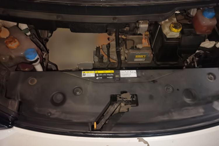 Used AION Y 2022 70 Intelligent Edition Lithium Iron Phosphate Engine Bay