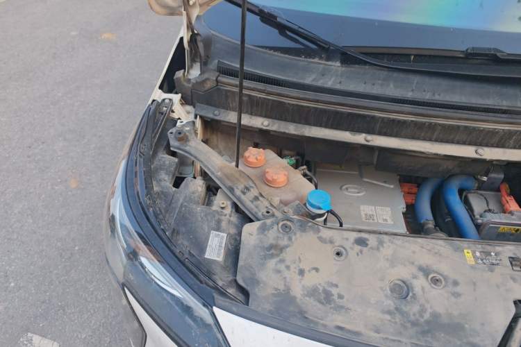 Used AION Y 2022 Plus 70 Enjoy Edition Engine Bay Right