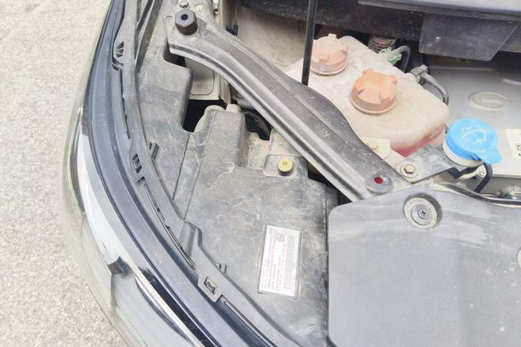 Used AION Y 2022 Plus 70 Smart Edition Engine Bay Right