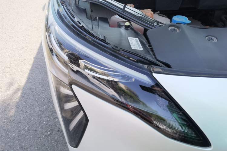 Used AION Y 2022 Plus 70 Smart Edition Engine Bay Right