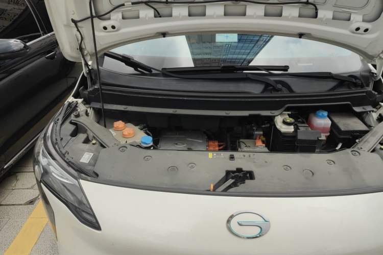 Used AION Y 2022 Plus 70 Smart Edition Engine Bay Right